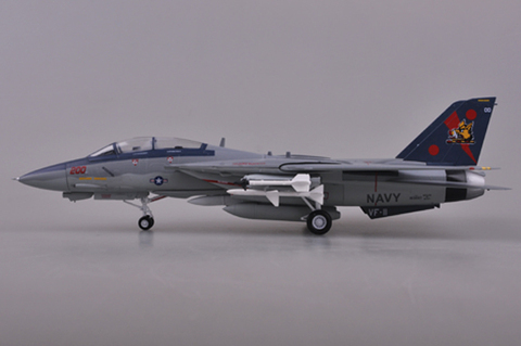 Модель Истребитель ВМС США F-14B Tomcat масштаб 1:72