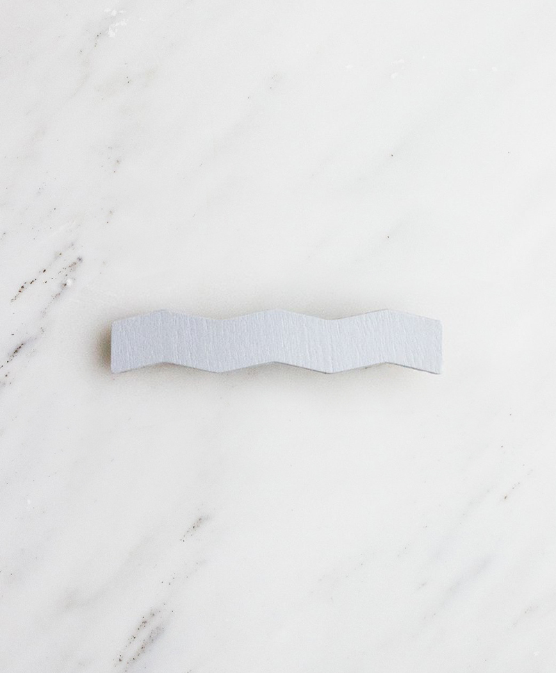 Заколка Zig Zag mini серая