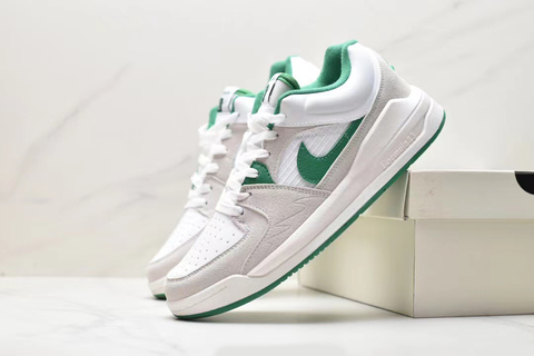 Jordan Stadium 90 'Pine Green' 