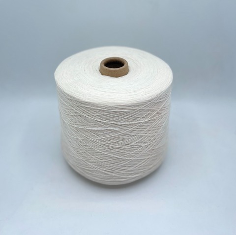 Бобинная пряжа (пр.Италия),art-lwool 2/17 850м/100гр,100%Шерсть , цвет- Молочный , арт.27943