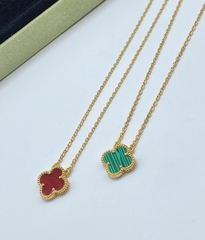 70421- Колье Trendy из серебра в лимонной позолоте, вставка малахит -1 мотив клевер