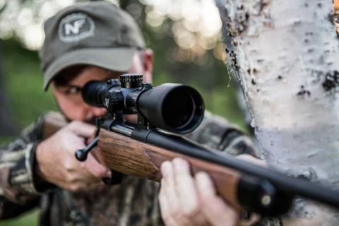 Оптический прицел NIGHTFORCE NXS™ 2.5-10×42 COMPACT MIL-R™ DigIllum™ (C461)