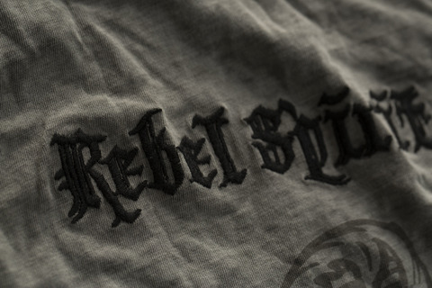 Rebel Spirit | Футболка мужская SSK121337 вышивка на спине