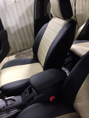 Чехлы на Toyota RAV-4 2006–2013 г.в.