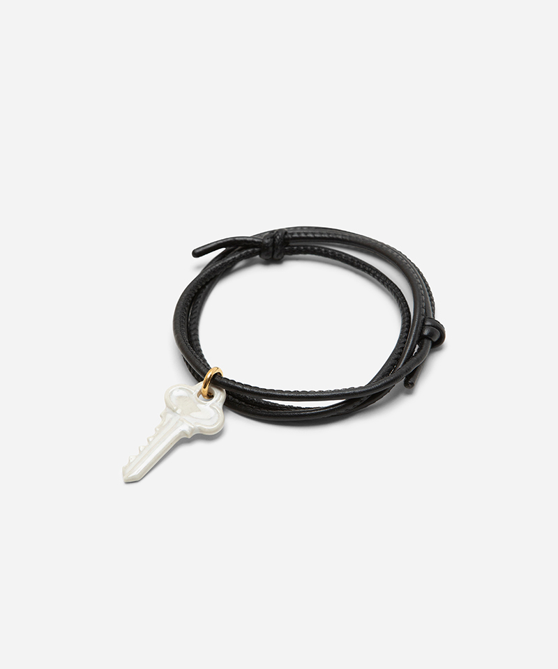 Подвеска KEY LEATHER CORD