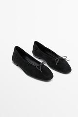 Massimo Dutti Замшевые балетки с бантом, черный