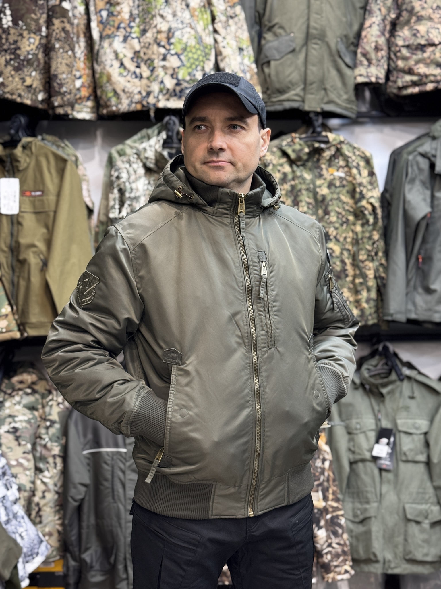 Куртка бомбер Corbona Деми олива
