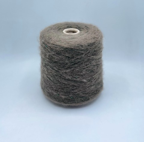 G&G Filati (пр.Италия),art-Babissimo 190/100гр, 50%Бэби альпака 30%Меринос 20%Нейлон , цвет-Светло-коричневый+зеленый. арт.27044