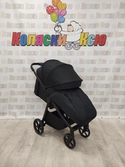 Коляска прогулочная Carrello Bravo lite CRL-5529 Piano Black