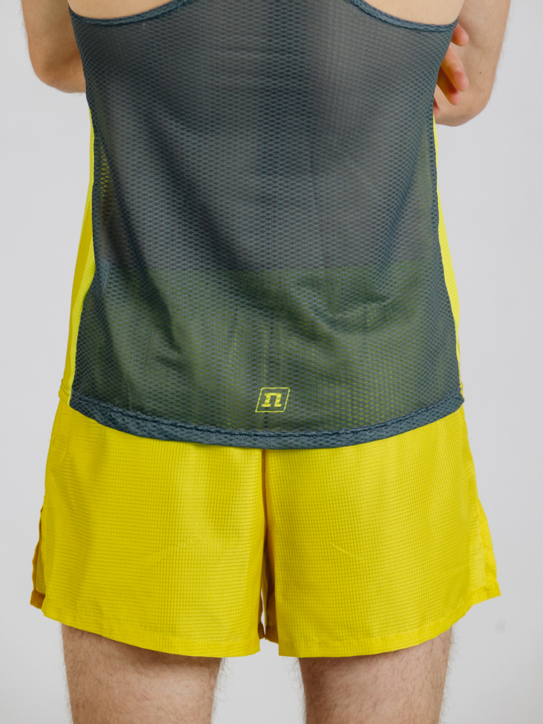 Беговая майка Noname Free Running Top 25 UX grey-yellow - 6