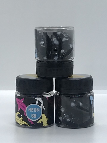 NEON 68 Maggot 46мм  (6 шт ) СЫР цвет ЧЕРНЫЙ/БЕЛАЯ ТОЧКА продажа от 2 шт.