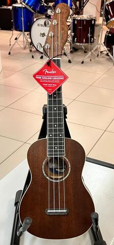 FENDER UKULELE ZUMA NAT WN