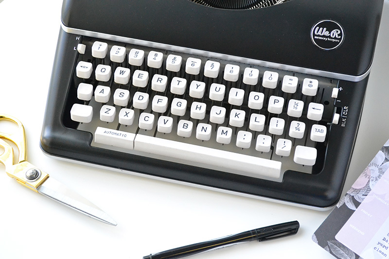 Печатная машинка We R Typecast Typewriter-Black