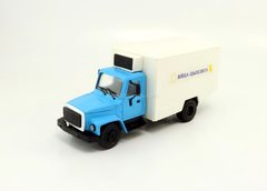 GAZ-3307 Refrigerator Egg-Chicken Kompanion 1:43
