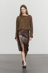 Massimo Dutti Кожаная юбка миди с карманами, шоколадный
