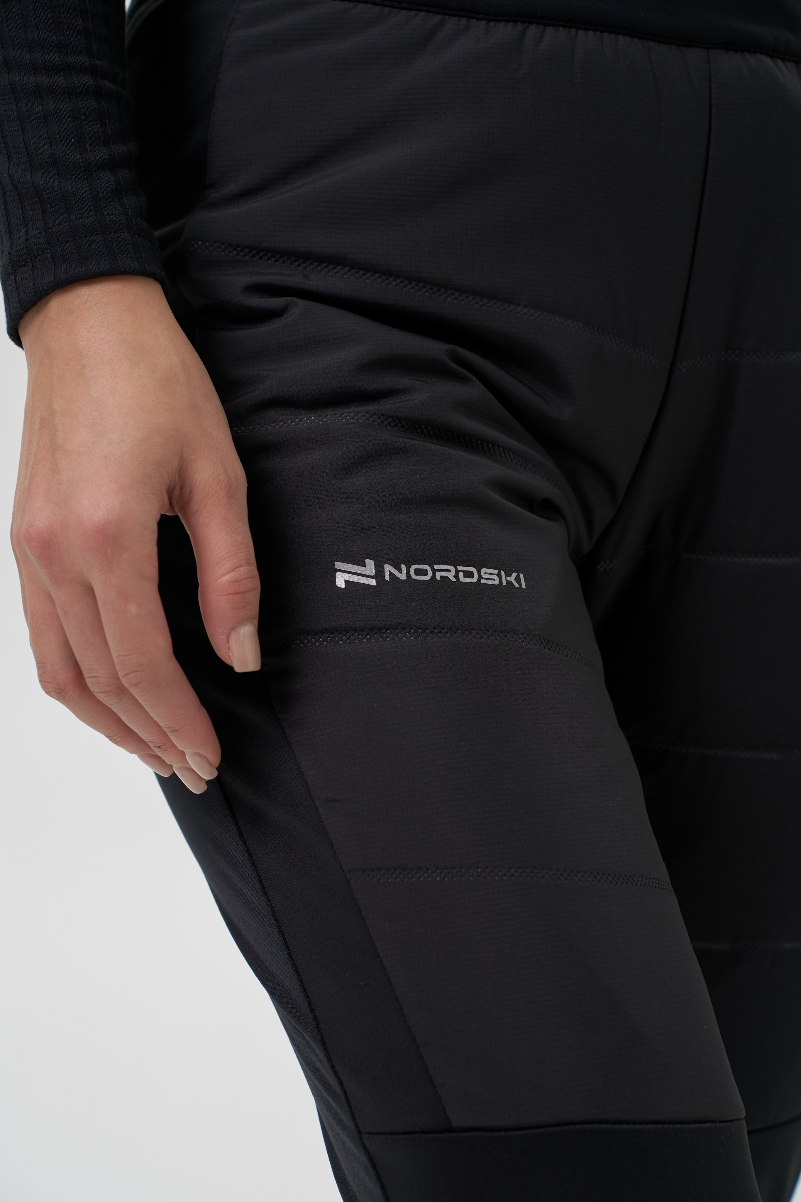 Женский костюм для лыж и бега зимой Nordski Hybrid Pro 2.0 fuchsia-black - 19
