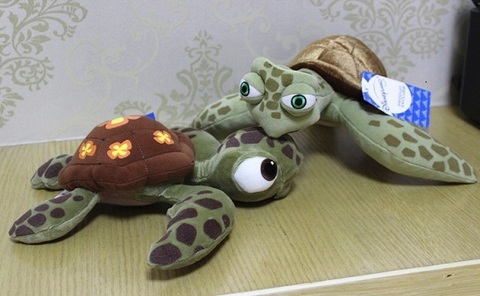 В поисках Немо игрушки мягкие Краш и Прыск
