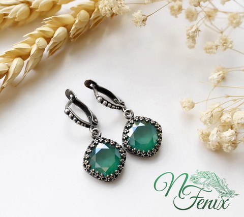 4470 Ювелирные стразы Сваровски Crystal Royal Green (12 мм) (Серьги Royal Green. Пример)