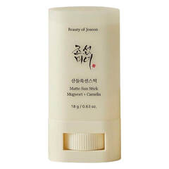 Матирующий солнцезащитный стик Matte Sun Stick Mugwort+Camelia SPF50+, 18гр
