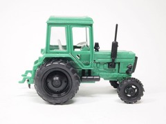 Tractor MTZ-80 Belarus green (plastic) Agat Mossar Tantal 1:43