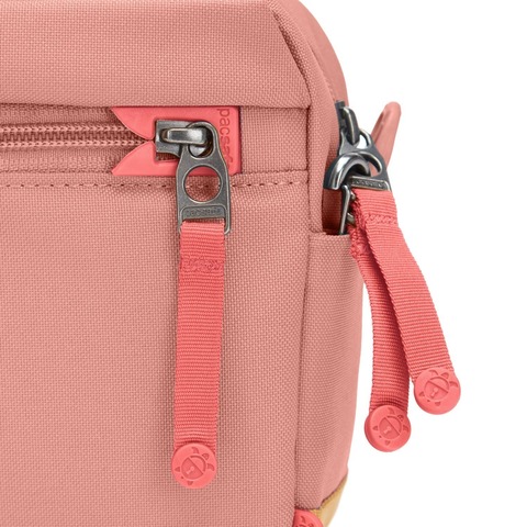 Картинка сумка городская Pacsafe GO Crossbody розовый - 10