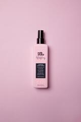 Cпрей для укладки, создания завитка и блеска Milk Shake AMAZING CURLS & WAVES 200ml