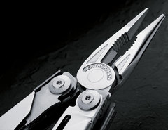 Мультитул Leatherman Surge, нейлоновый чехол, 21 функция (830165) | Multitool-Leatherman.Ru