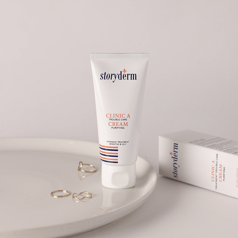 Крем против акне увлажняющий Clinic-A Cream