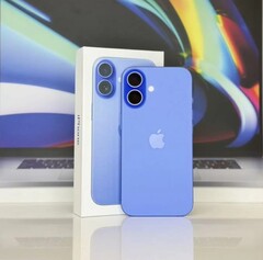 iPhone 16, 128 ГБ б/у