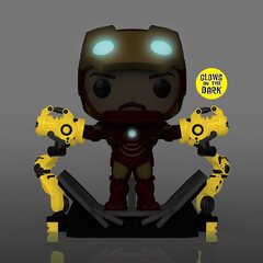 Funko POP! Marvel: Iron Man with Gantry (GW PX Exc) (905)