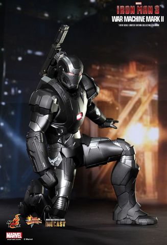 Фигурка Боевая Машина (металл) из фильма Железный человек 3 Hot Toys 1/6