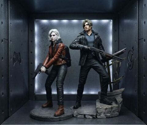 Фигурки Леон и Грейс из игры Resident Evil Requiem