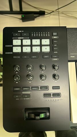 Roland A-88MK2 миди клавиатура