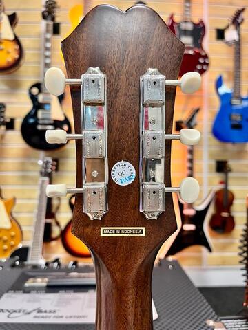EPIPHONE Masterbilt Texan Faded Cherry Aged Gloss