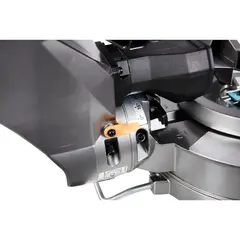 Аккумуляторная торцовочная пила Makita LS002GZ01
