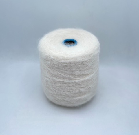 Linea Piu (пр.Италия), art.Guanaco, 220м/100гр. 84%Альпака 11% Полиамид 5% Меринос, цвет-Молочный,арт.30626