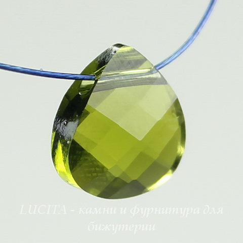 6012 Подвеска Сваровски Flat Briolette Olivine (11x10 мм) ()