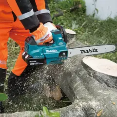 Аккумуляторная цепная пила Makita DUC356Z