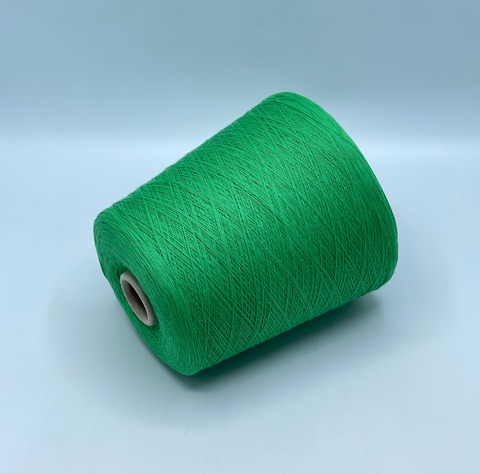 Бобинная пряжа,Cotton, 1693м. 100%Хлопок, Зеленый(561), 39255