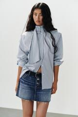 ZARA РУБАШКА В ПОЛОСКУ С ПОДПЛЕЧНИКАМИ И ПРЯЖКОЙ, НЕБЕСНО-ГОЛУБОЙ