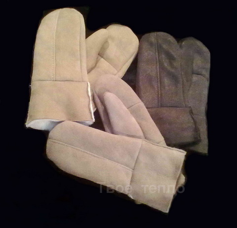 Женские варежки из овчины