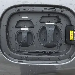 Крышка отсека зарядки и бензобака (черная) LIXIANG L9/L8/L7