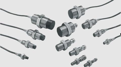 Индуктивный датчик OMRON E2A-M30KN20-WP-B3 2M