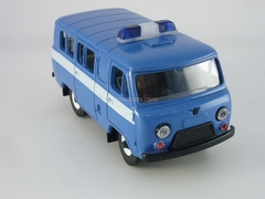 UAZ-3962 Communication 1:43 Agat Mossar Tantal