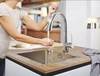 GROHE Zedra Touch 30219002 Смеситель для мойки сенсорный с выдвижным изливом