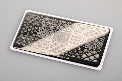 Пластина Swanky Stamping 06