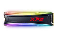 SSD-накопитель ADATA AS40G-2TT-C, XPG Spectrix S40G RGB, 2Tb, M2, 2280 NVMe