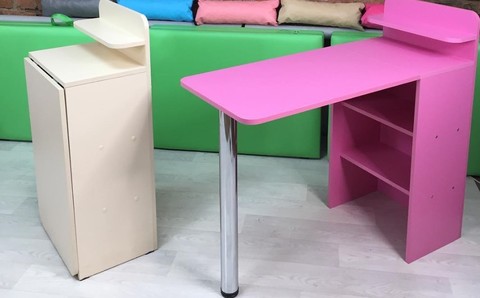 Стол маникюрный Лайт на колесах