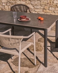 Уличный стол Anafi из спеченного камня и графитового алюминия 180 x 90см