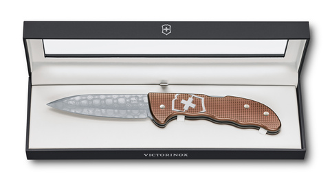 Нож складной Victorinox Hunter Pro Alox Copper Brown Damast LE 2020 (0.9410.J20)